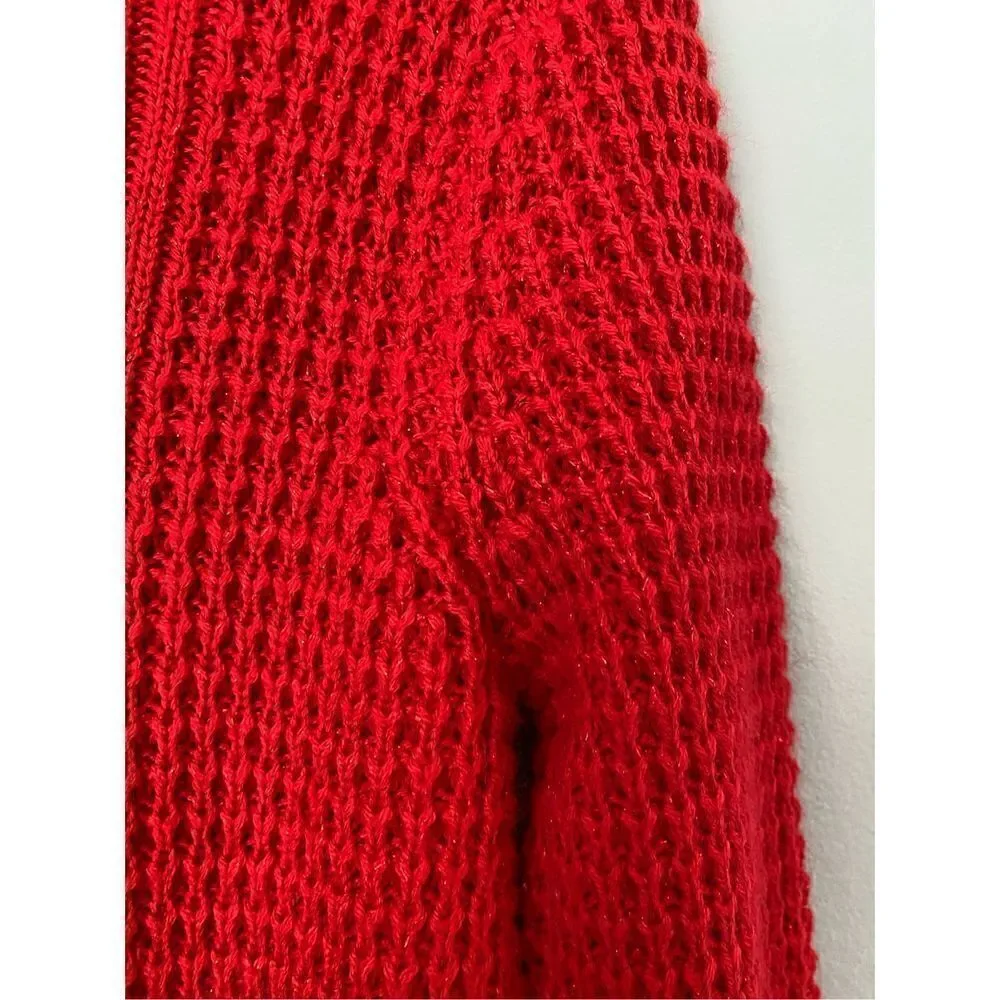 Boy meets girl cropped red sweater pull over with metallic thread size medium￼